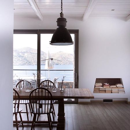 Villa Aiolos: Above The Sea, Within Agios Nikolaos Exterior photo
