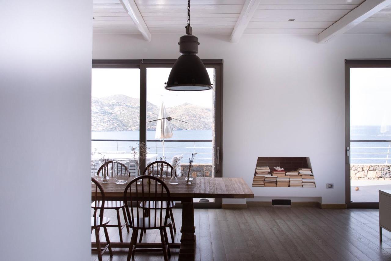 Villa Aiolos: Above The Sea, Within Agios Nikolaos Exterior photo
