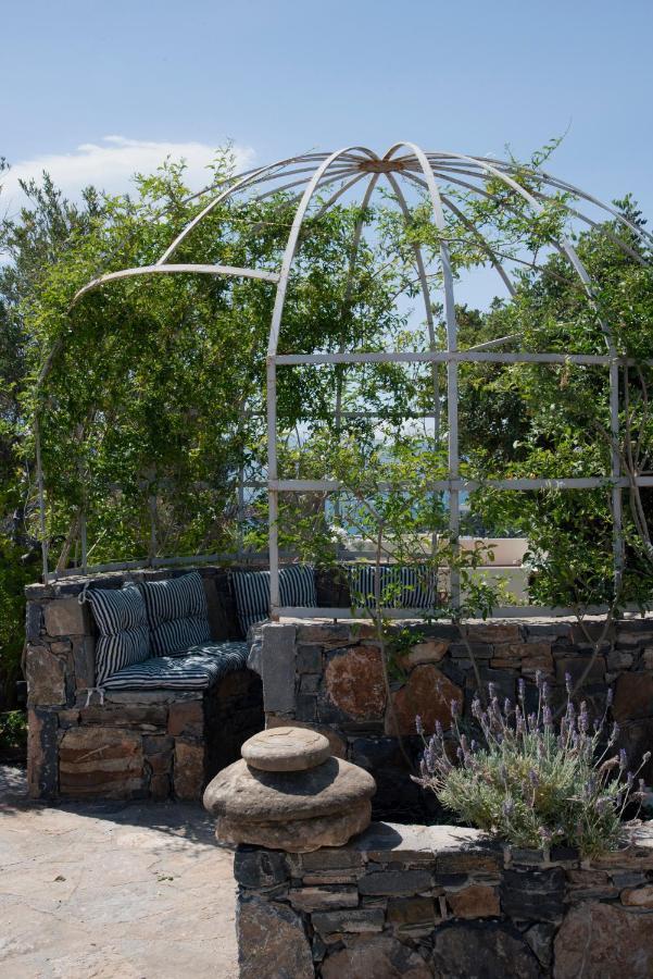 Villa Aiolos: Above The Sea, Within Agios Nikolaos Exterior photo