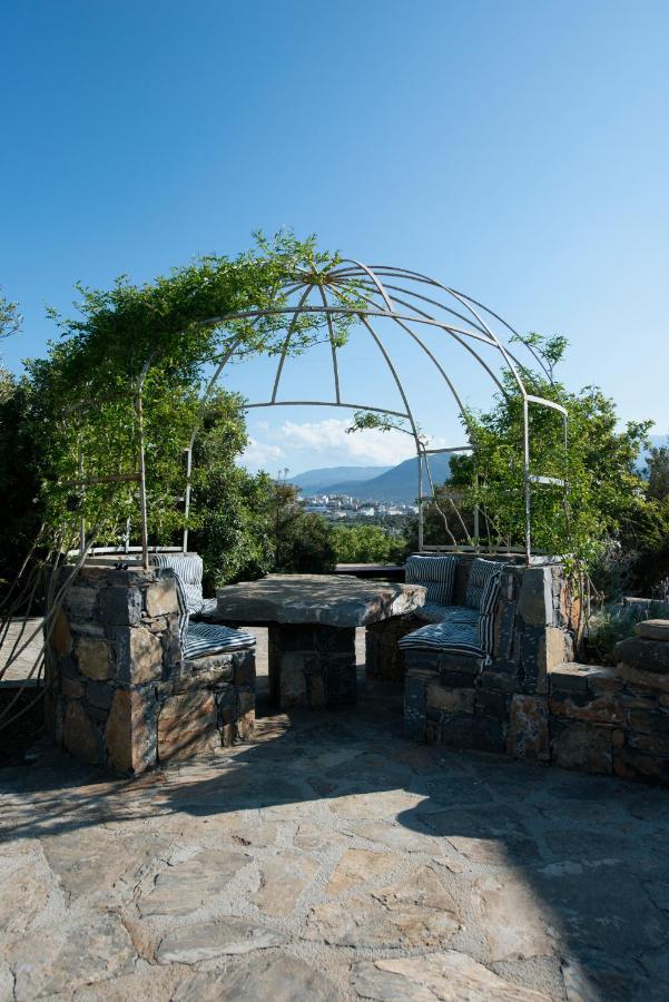 Villa Aiolos: Above The Sea, Within Agios Nikolaos Exterior photo